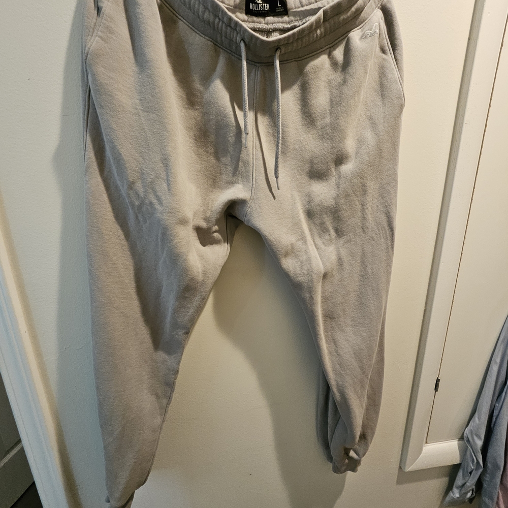 Hollister Men's Gray Jogger Pants